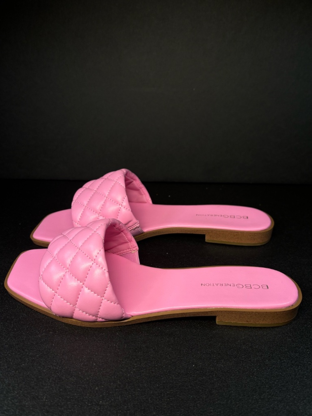 BCBGeneration Pink Quilted Slide Sandals Women’s Size 9 - Picture 6 of 13